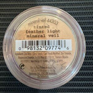 i.d. Bare Minerals Tinted Feather Light Mineral Veil New - Sealed - 3g